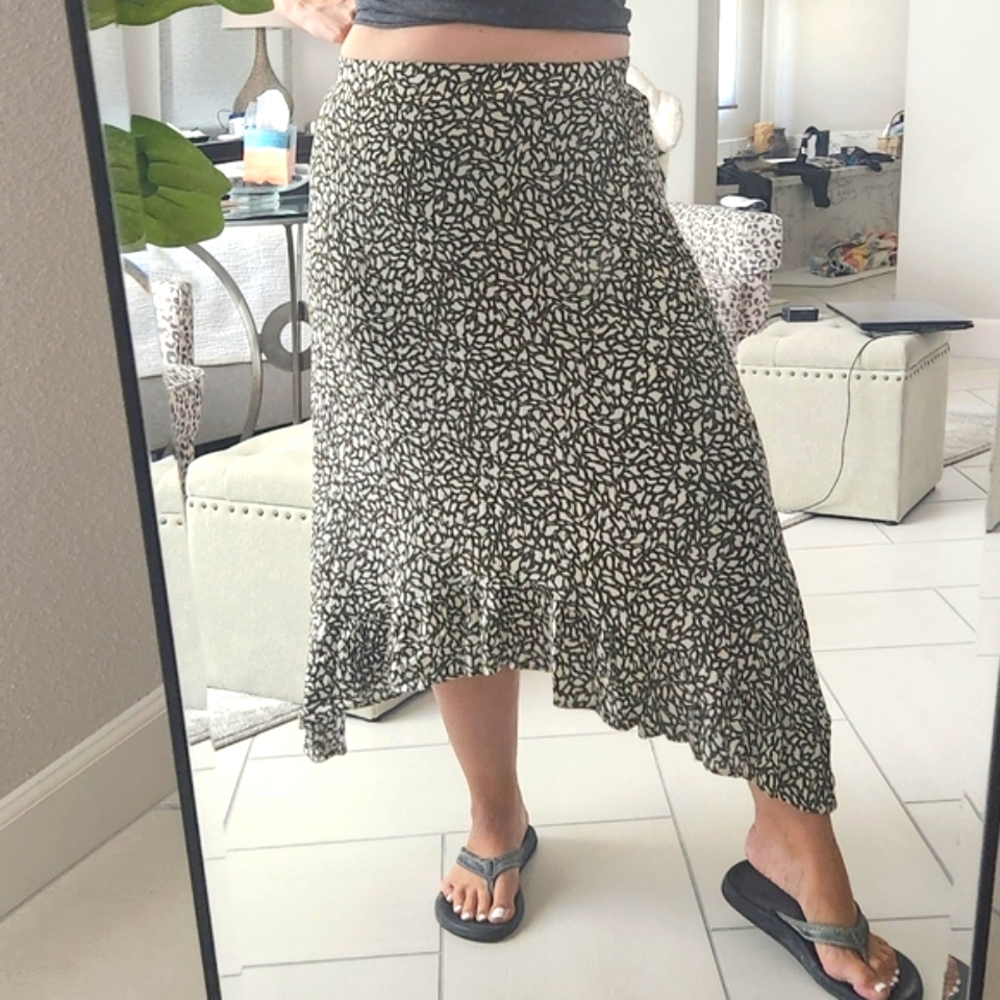 Bobeau Midi Skirt, Size Large - Picture 9 of 11